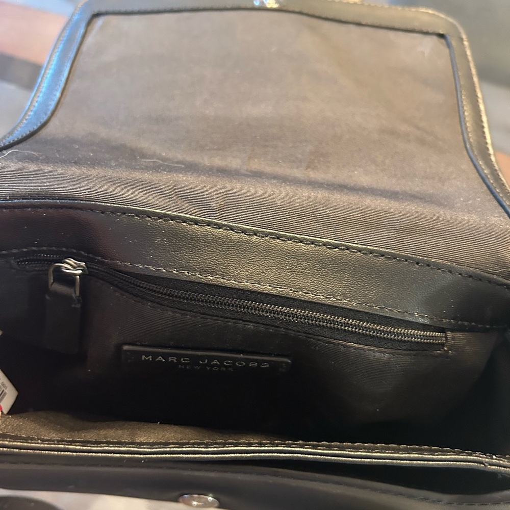 Marc Jacobs Black Leather Shoulder Bag - Picture 7 of 9